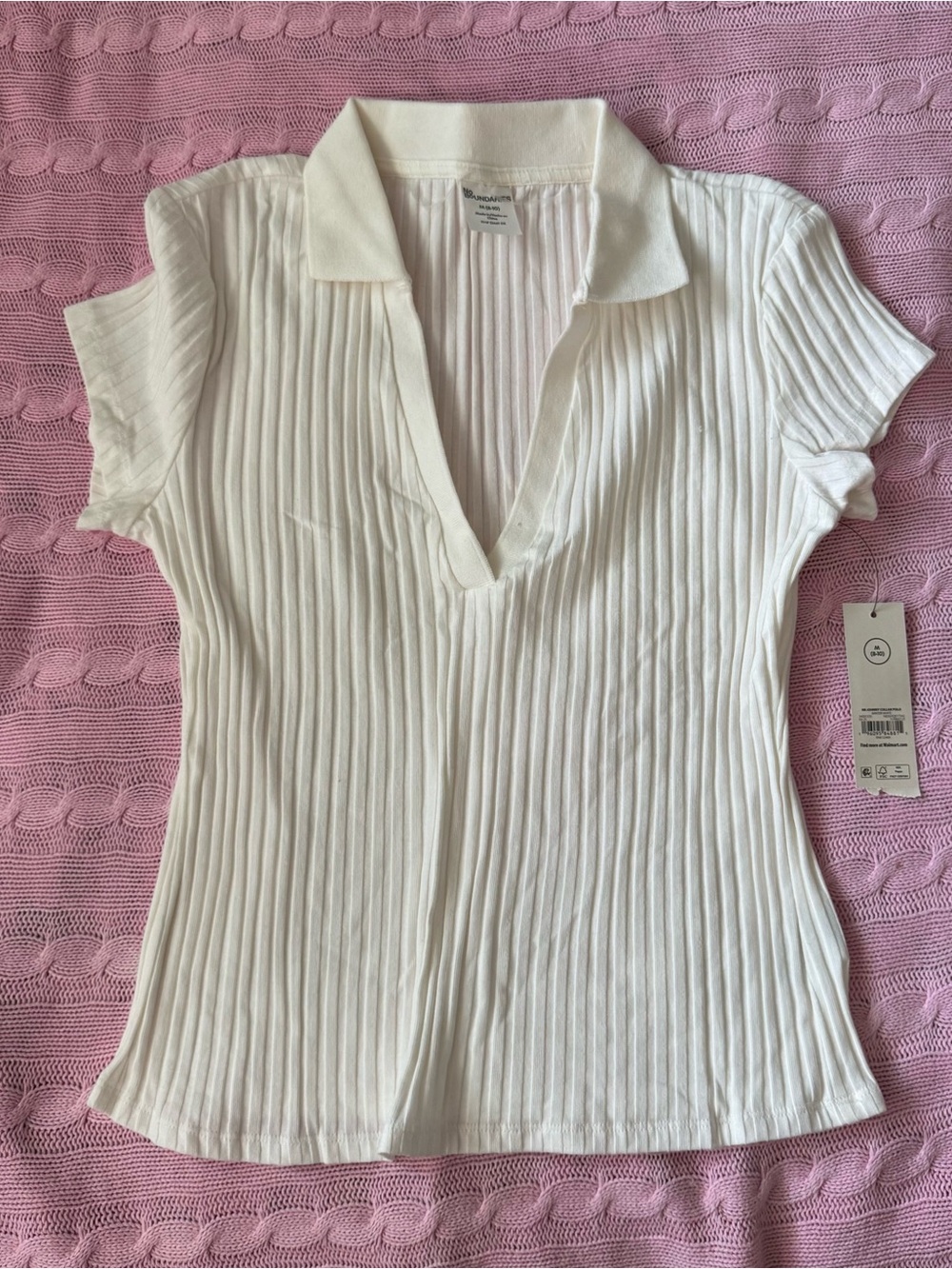 No Boundaries White Ribbed Polo V-Neck Top
